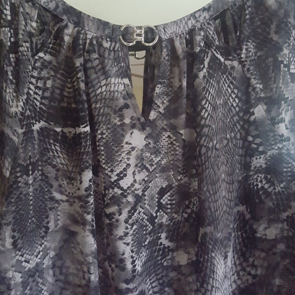 Blouse - Picture 3 of 3